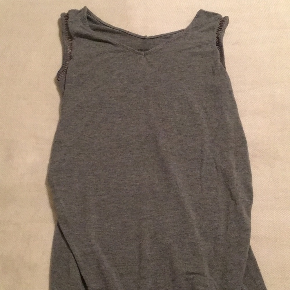 Liz Lange Maternity gray top size S